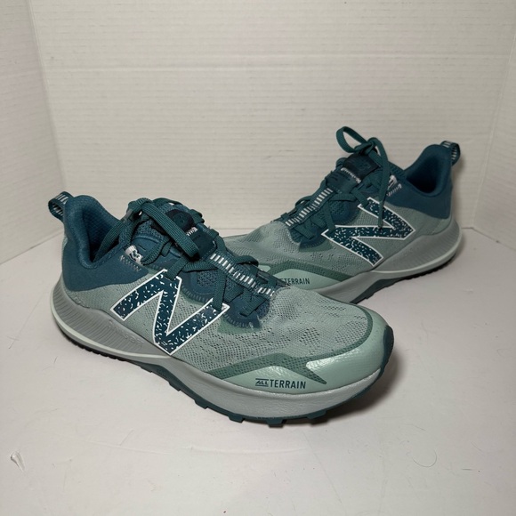 New Balance Nitrel Trail Running Shoes WTNTRCT4 Blue Teal Green Women Size 11 - Picture 1 of 8